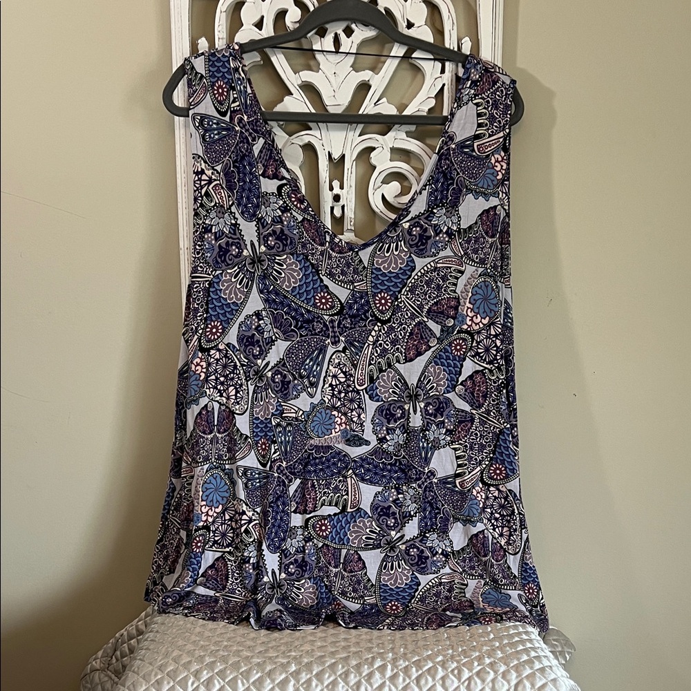 Cupio Purple & Blue butterfly Patterned Tank Top